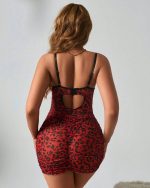 Wild red dress - Image 3