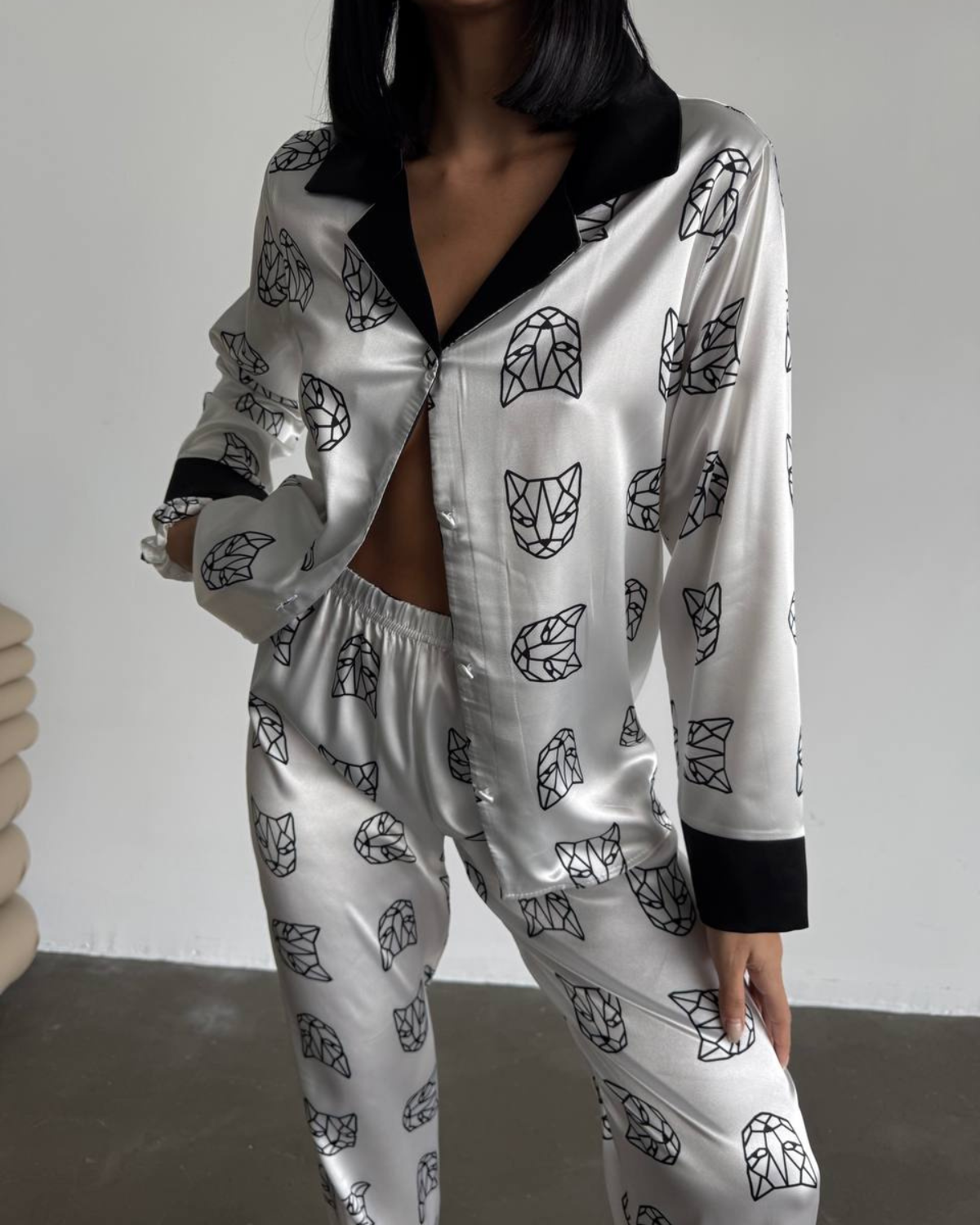 Website design_20260129_010540_0000 Lioness satine pajamas - Image 1