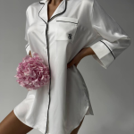 VS white satine chemise